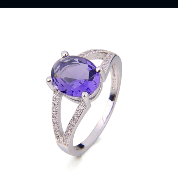 S925 stampd 2.6ct Amethyst ring - Picture 2 of 4
